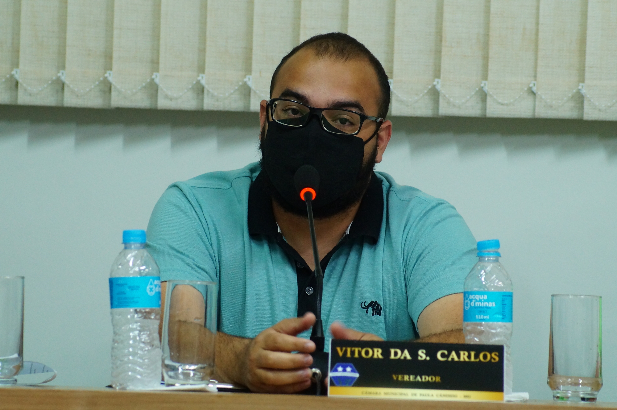 Vereador do Democratas Vitor Carlos em sessão ordinária na Câmara Municipal de Paula Cândido